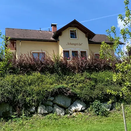 Апартаменты Schangri-la