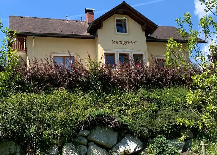 Апартаменты Schangri-la